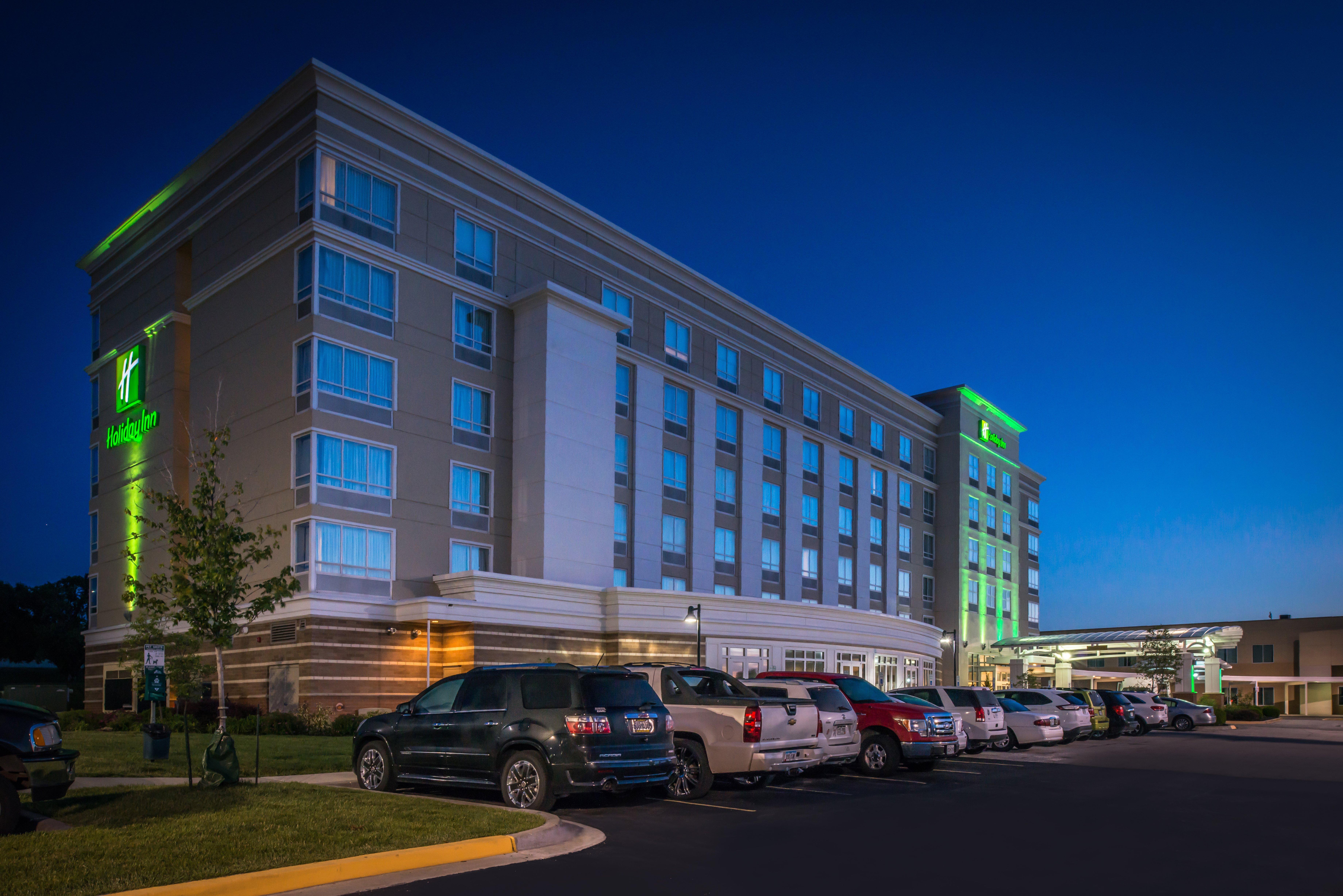 Holiday Inn Kansas City Airport, An Ihg Hotel Екстериор снимка