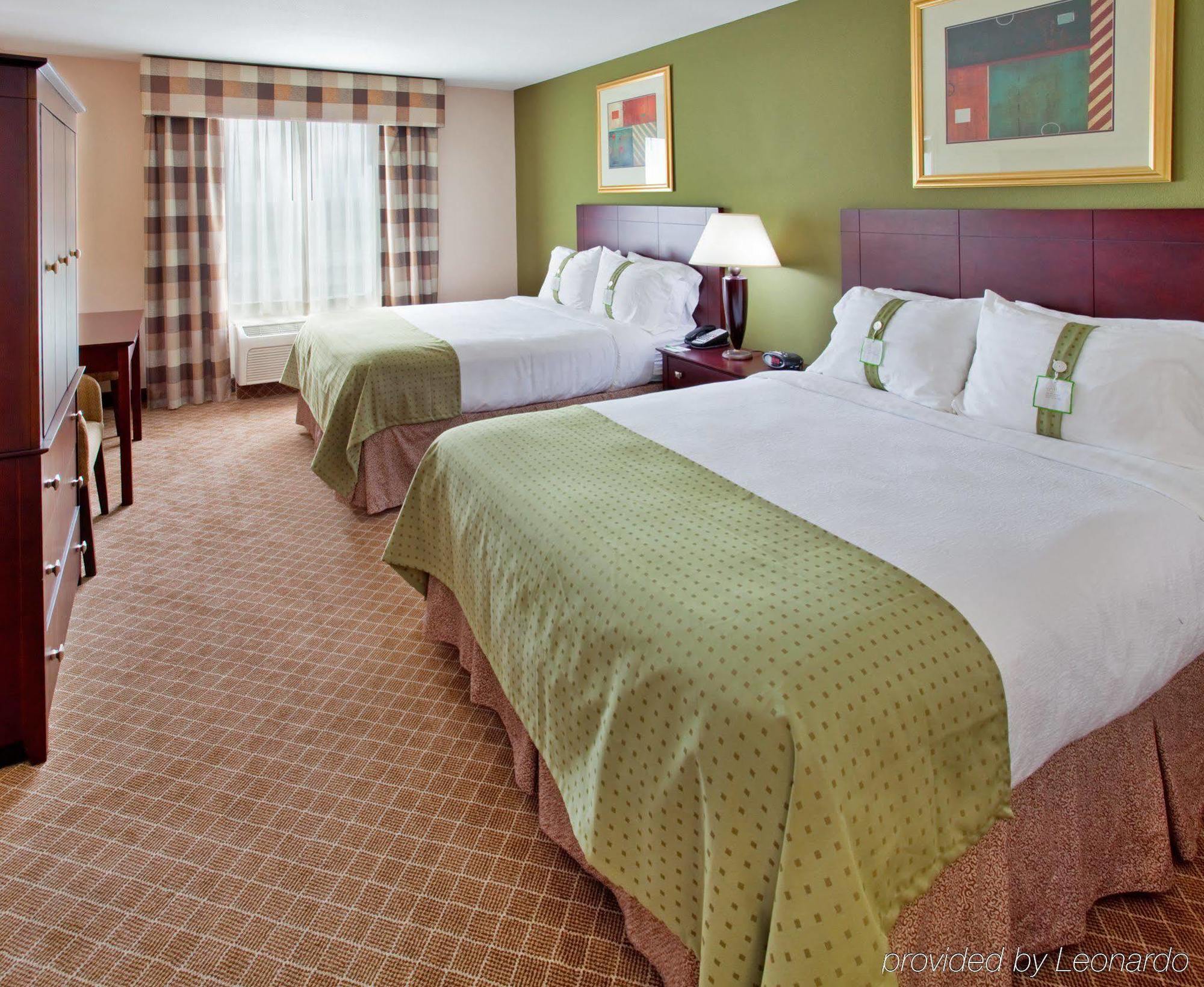 Holiday Inn Kansas City Airport, An Ihg Hotel Стая снимка